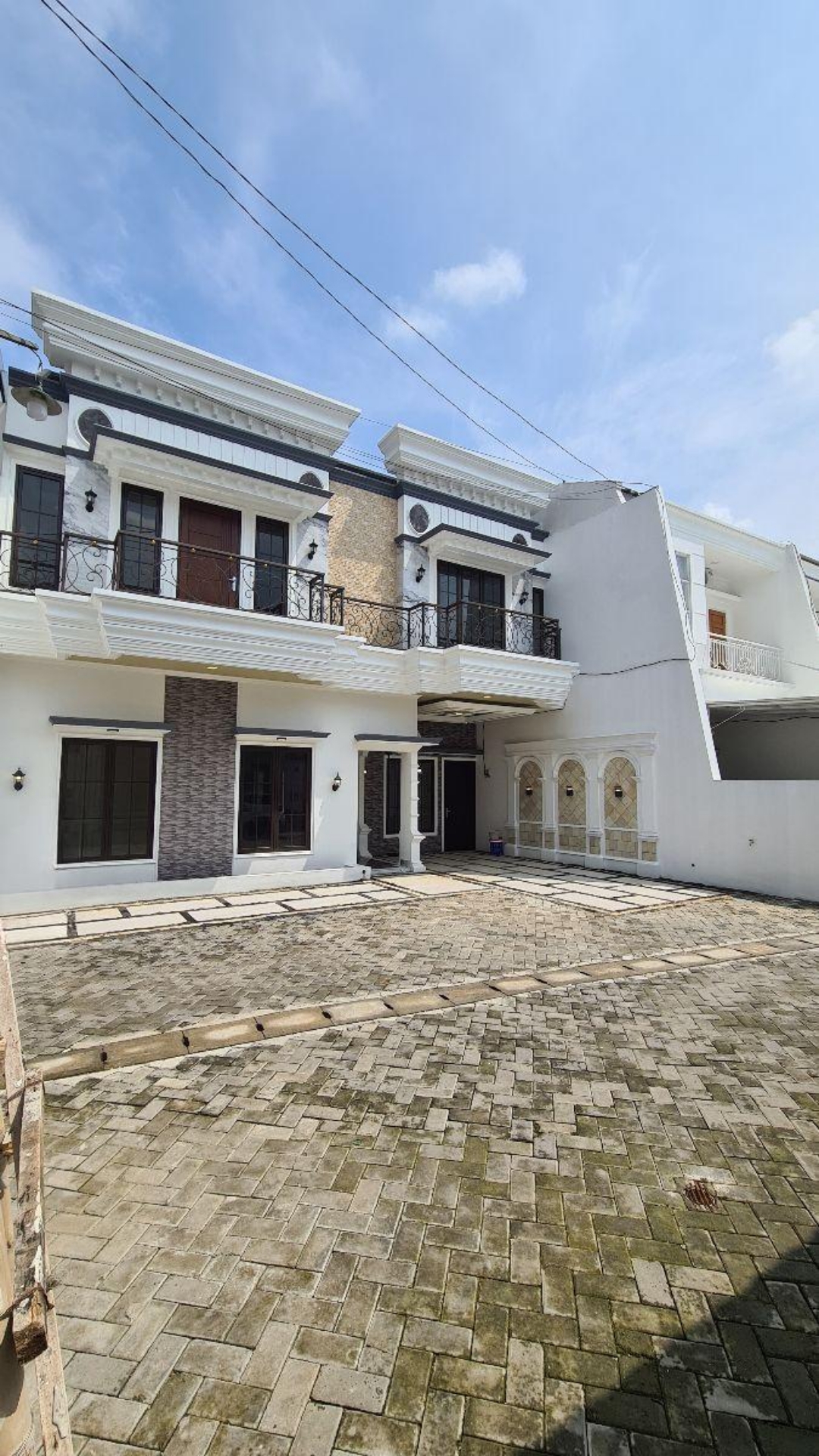 RUMAH MODERN CLASSIC