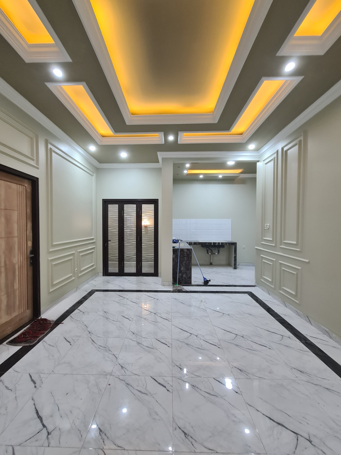 RUMAH MODERN CLASSIC