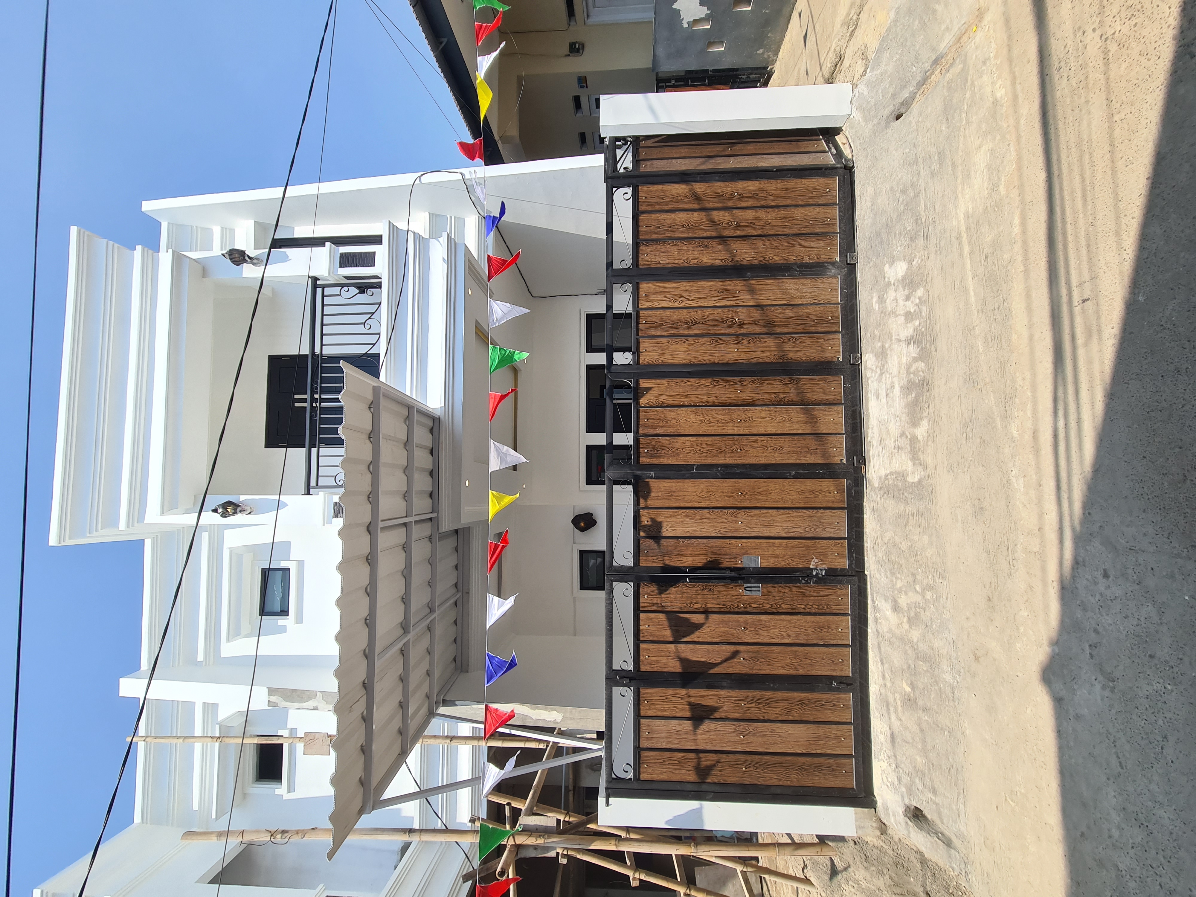 40 RESIDENCE