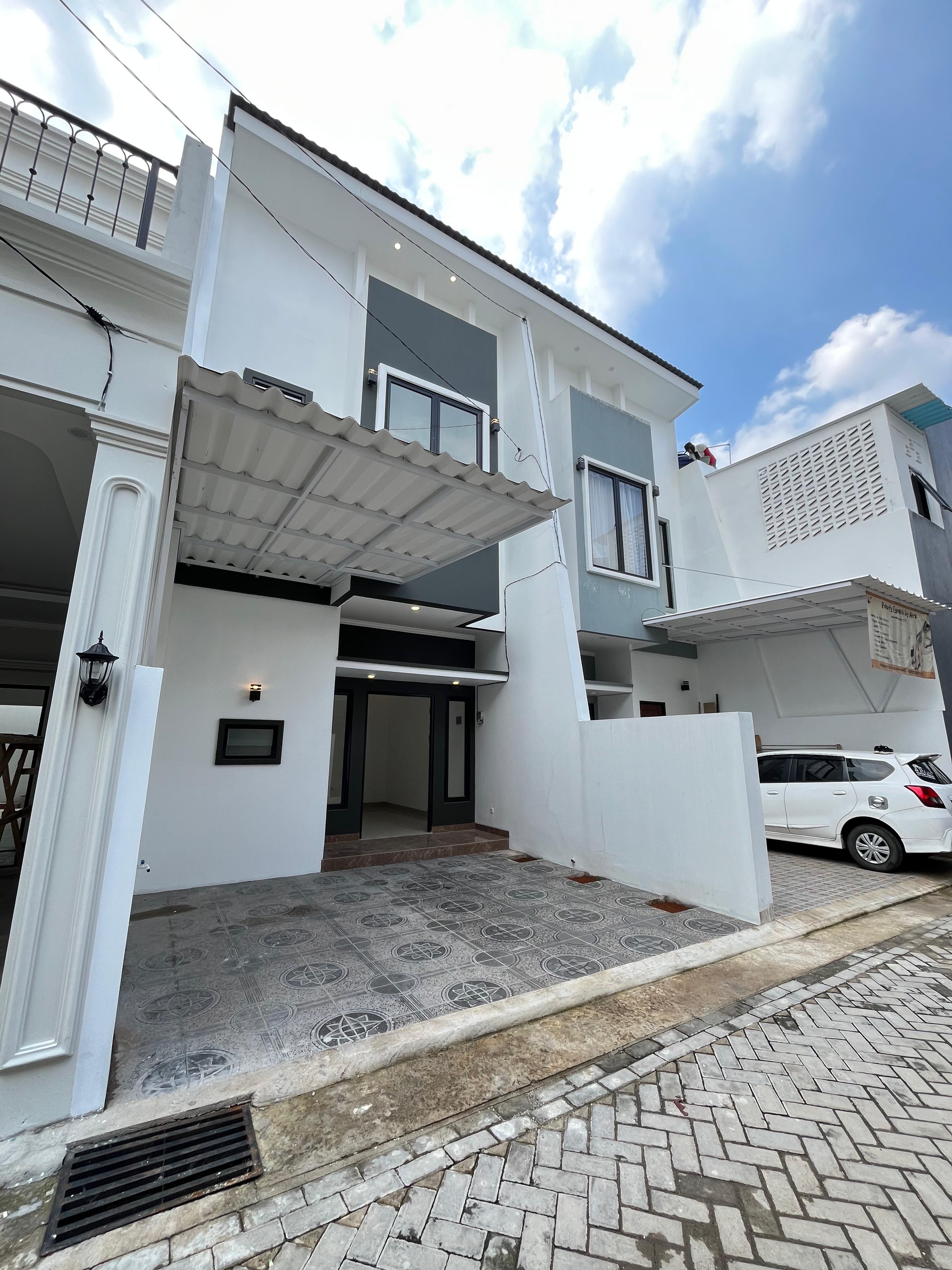 NAYYARA RESIDENCE 10
