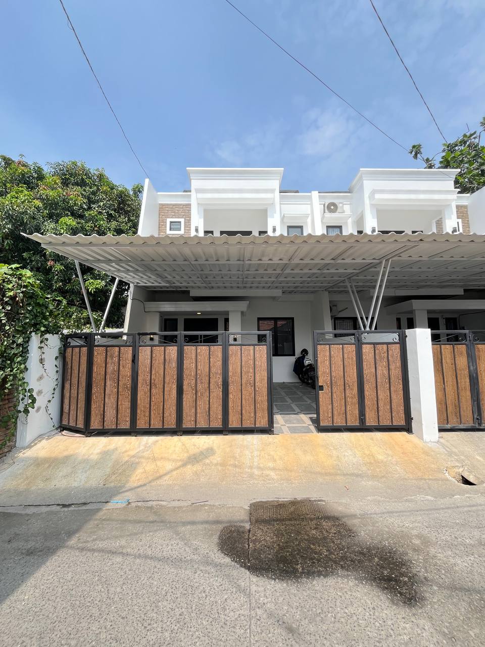 NAYYARA RESIDENCE TIRTASARI