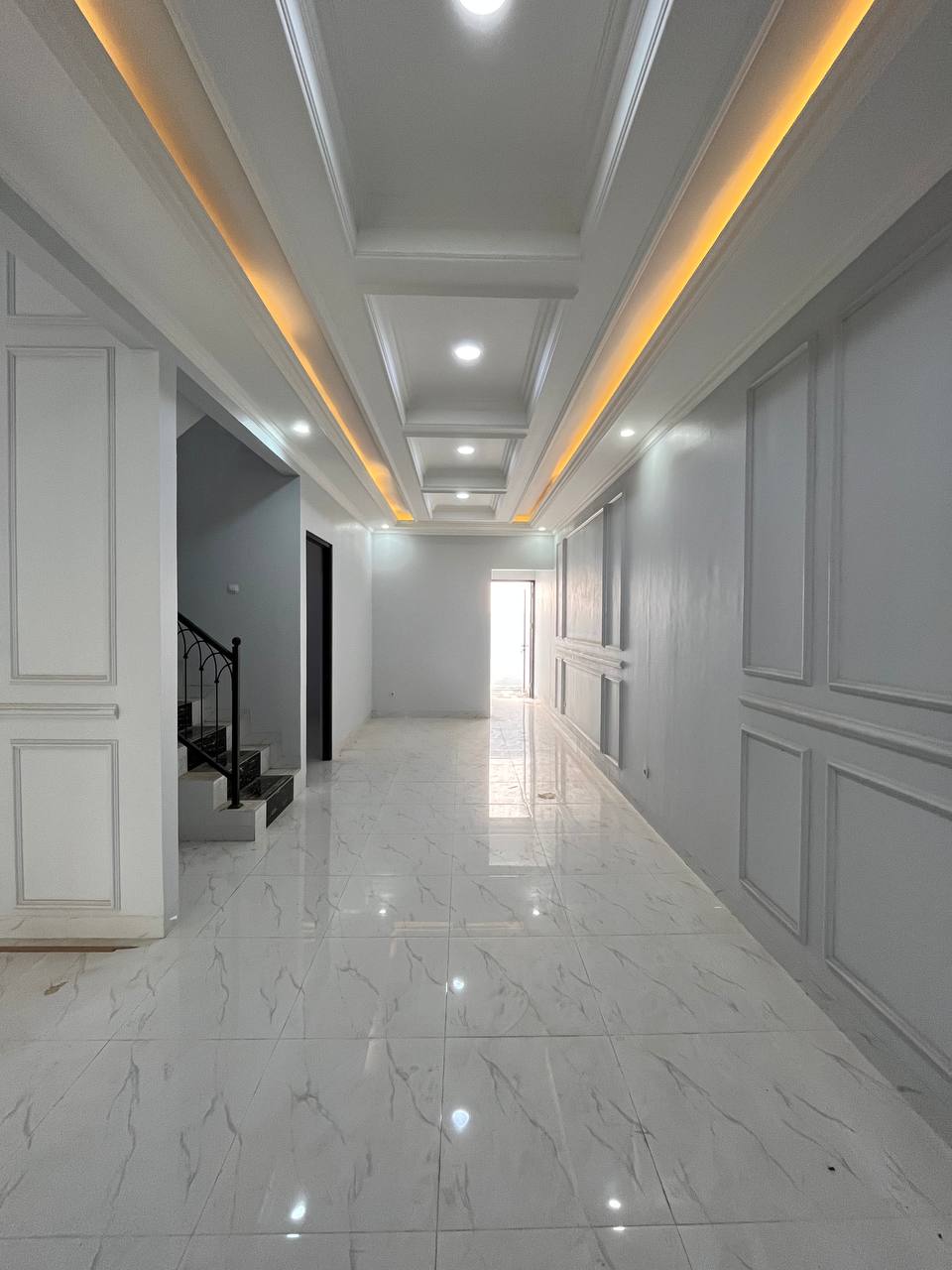 NAYYARA RESIDENCE TIRTASARI