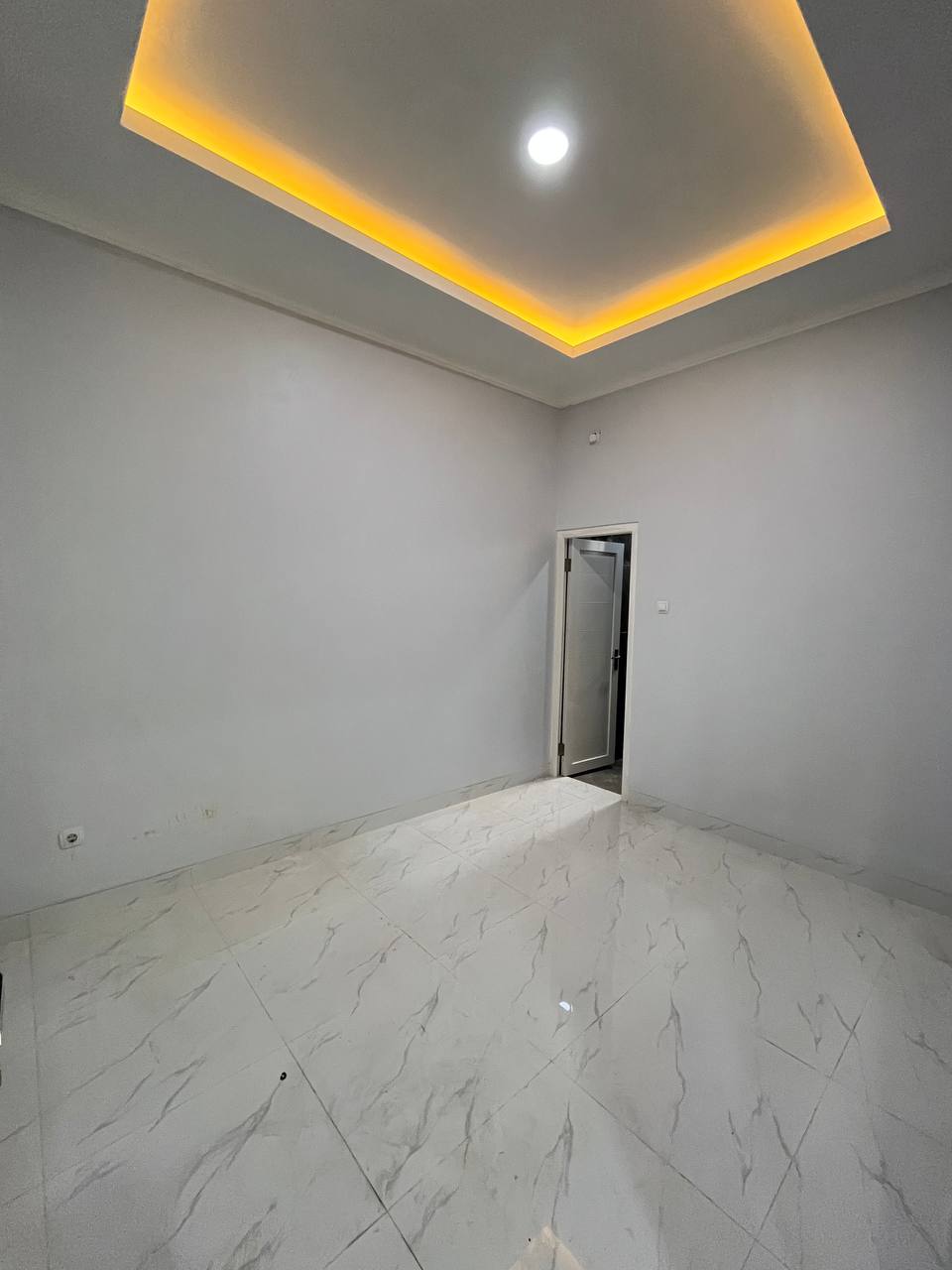 NAYYARA RESIDENCE TIRTASARI
