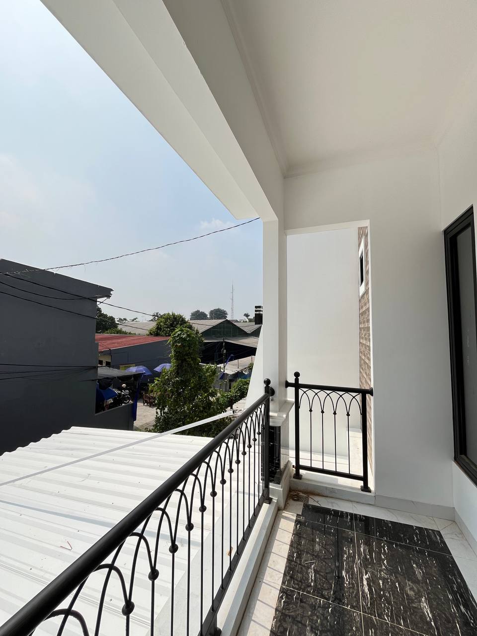 NAYYARA RESIDENCE TIRTASARI